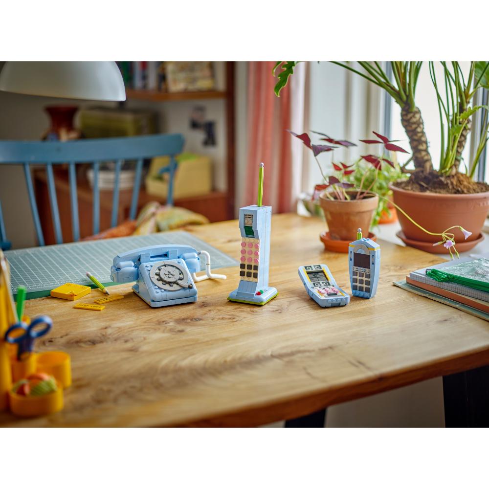 LEGO®Creator : Teléfono Retro (31174)