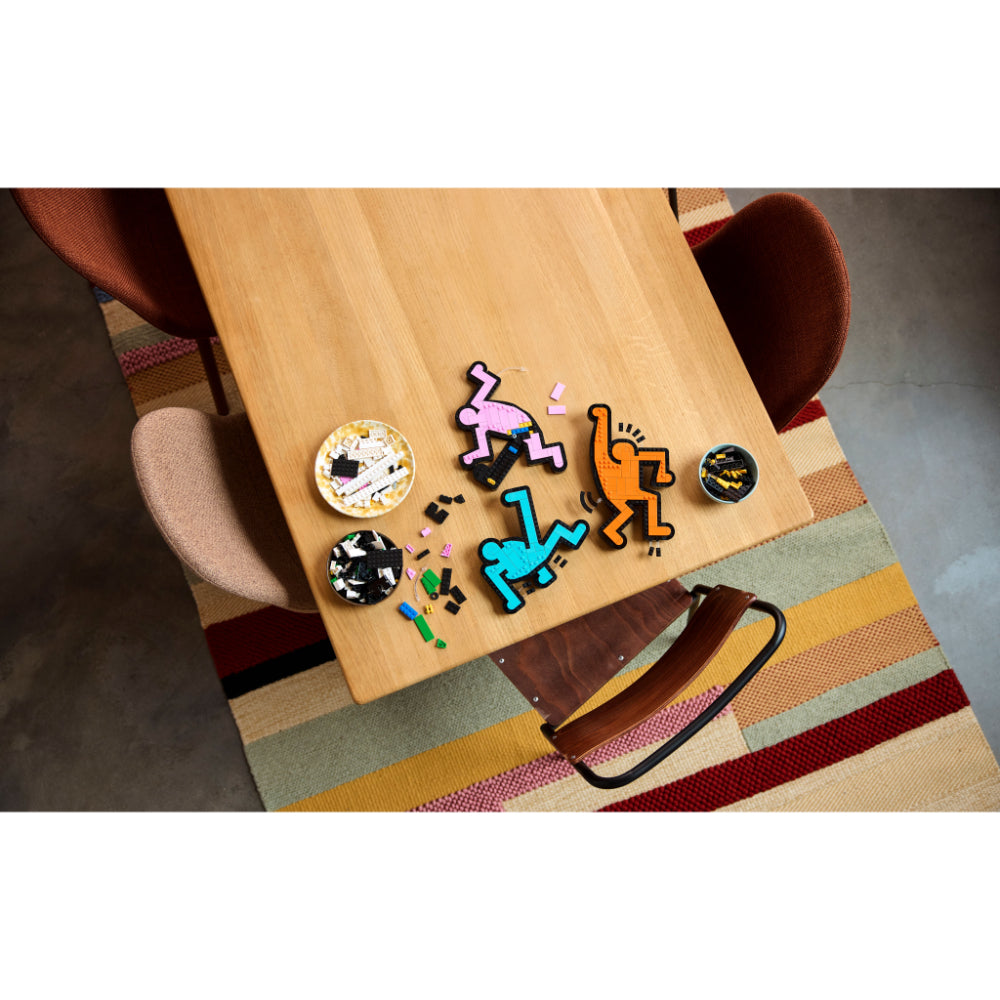 LEGO®Art: Keith Haring: Figuras Danzantes (31216)_004