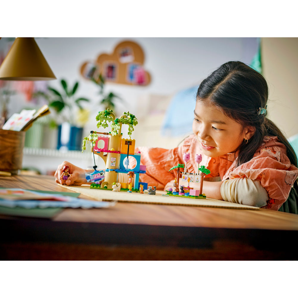 LEGO®Friends: Fiesta De Cumpleaños Y Casa Del Árbol Felina (42666)_010