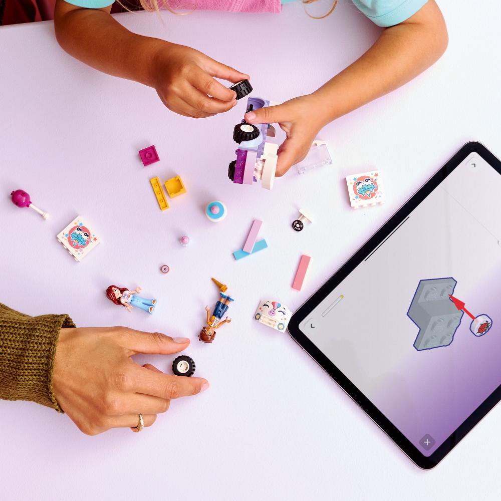 AUTO-UNICORNIO DE REPARTO DE PASTELES