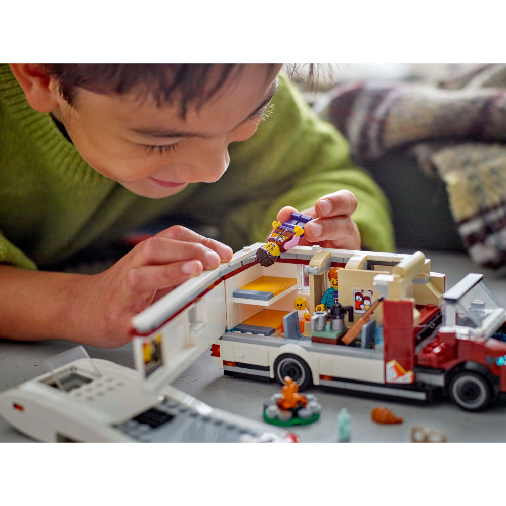 LEGO®City: Autocaravana Aventurera De Vacaciones (60454)_009