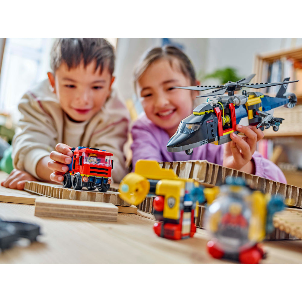 LEGO®City: Remix: Helicóptero, Camión De Bomberos Y Submarino (60462)_010