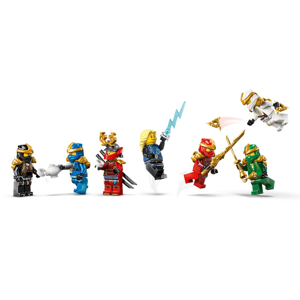 EXPOSICIÓN DE PERSONAJES NINJA: 15 ANIVERSARIO