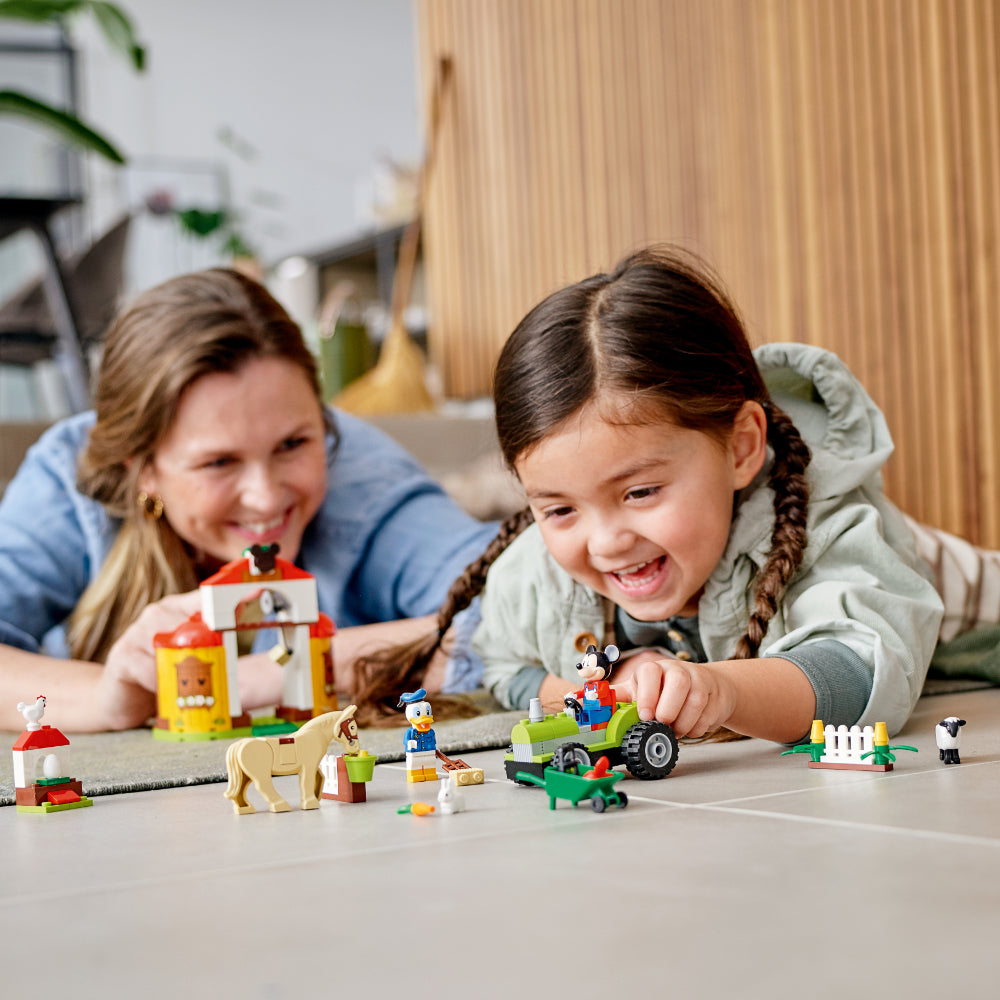 LEGO® Granja de Mickey Mouse y el Pato Donald(10775)_006