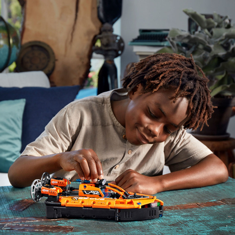 LEGO® Technic™: Aerodeslizador De Rescate_004