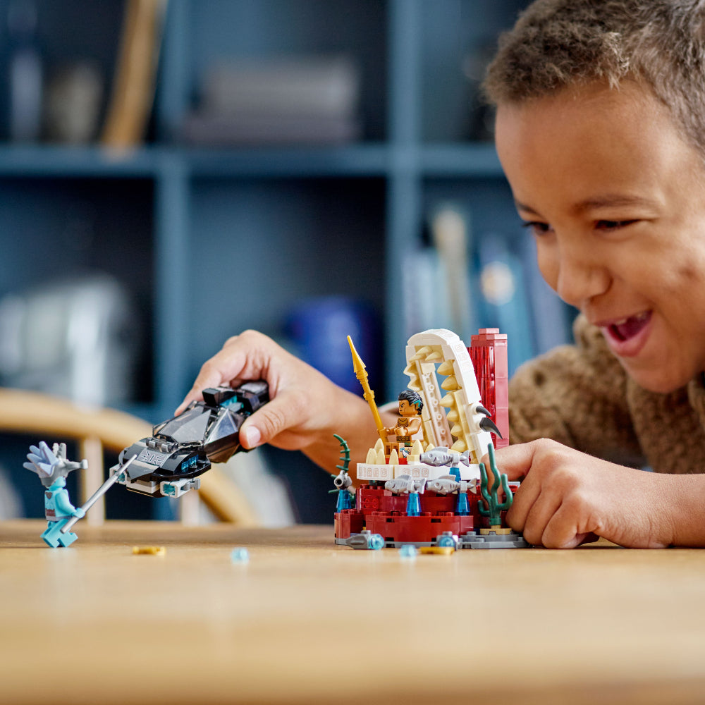 LEGO® Marvel Salón del Trono del Rey Namor (76213)