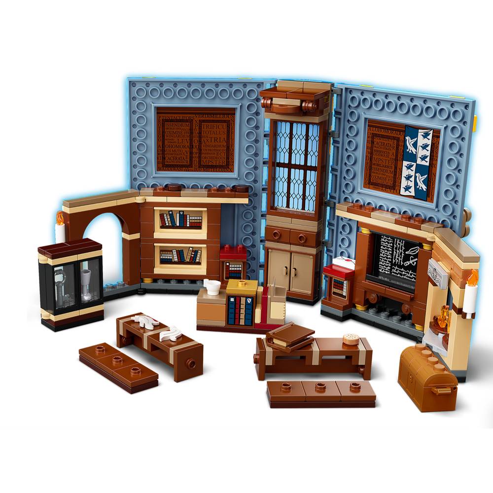 LEGO® Harry Potter™ Momento Hogwarts™ Clase de Encantamientos (76385)