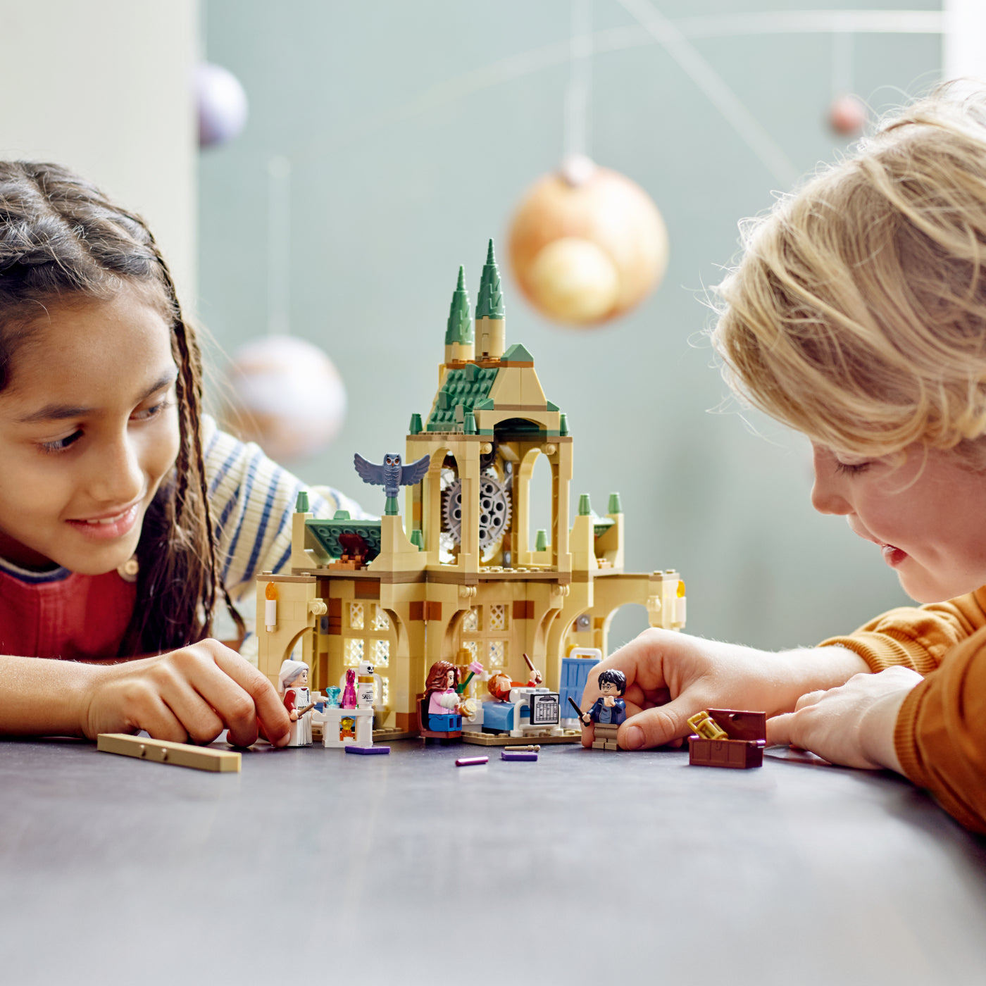 LEGO® Harry Potter™ : Ala de Enfermería de Hogwarts™ (76398)