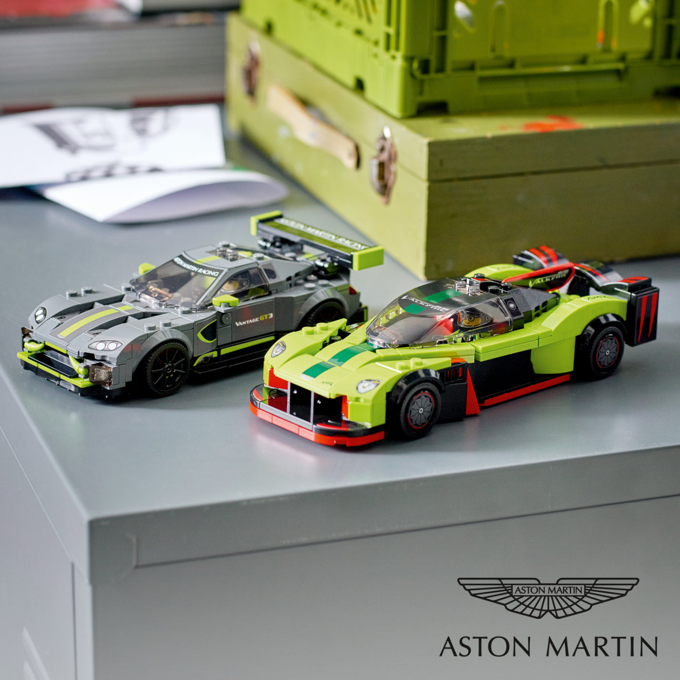 LEGO® Speed Champions : Aston Martin Valkyrie AMR Pro y Aston Martin Vantage GT3 (76910)