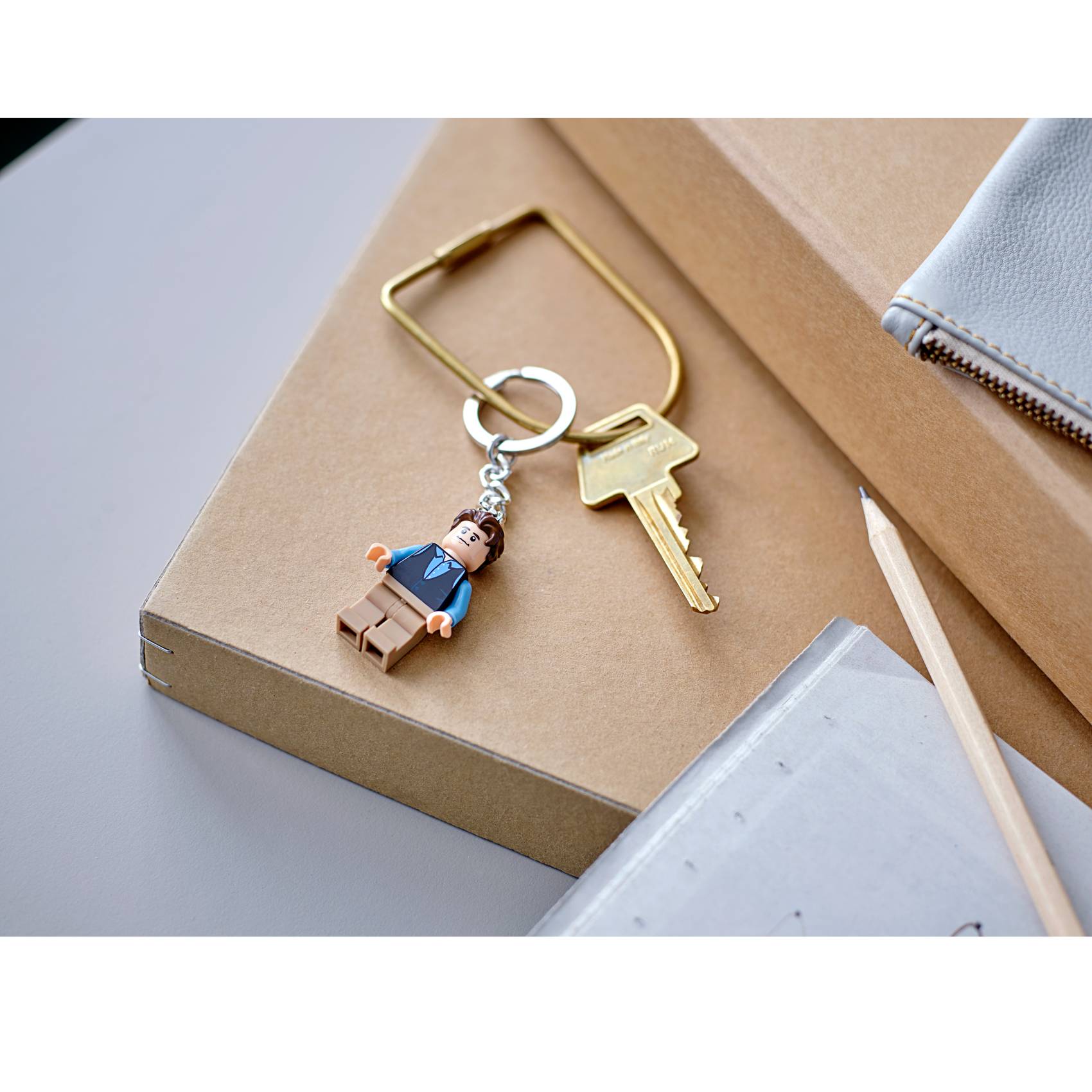 LEGO® Ideas Llavero De Chandler (854118)